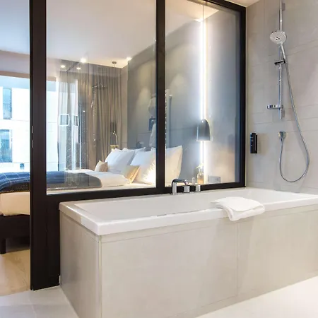 Radisson Blu Hotel, MHG