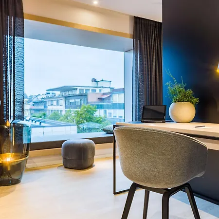 Radisson Blu Hotel, Szálloda
