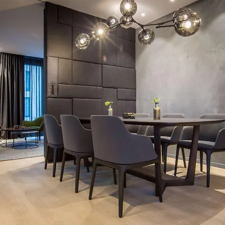 Radisson Blu Hotel, MHG