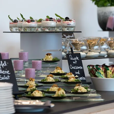 Radisson Blu Hotel, Szálloda 4*