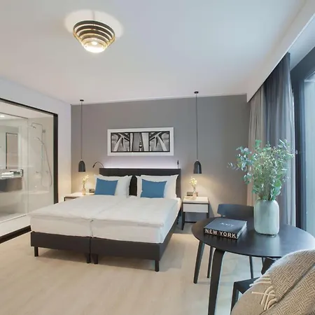 Отель Radisson Blu Hotel, 4*