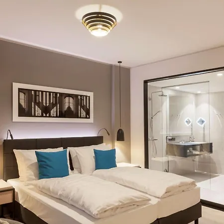 Radisson Blu Hotel, 4*